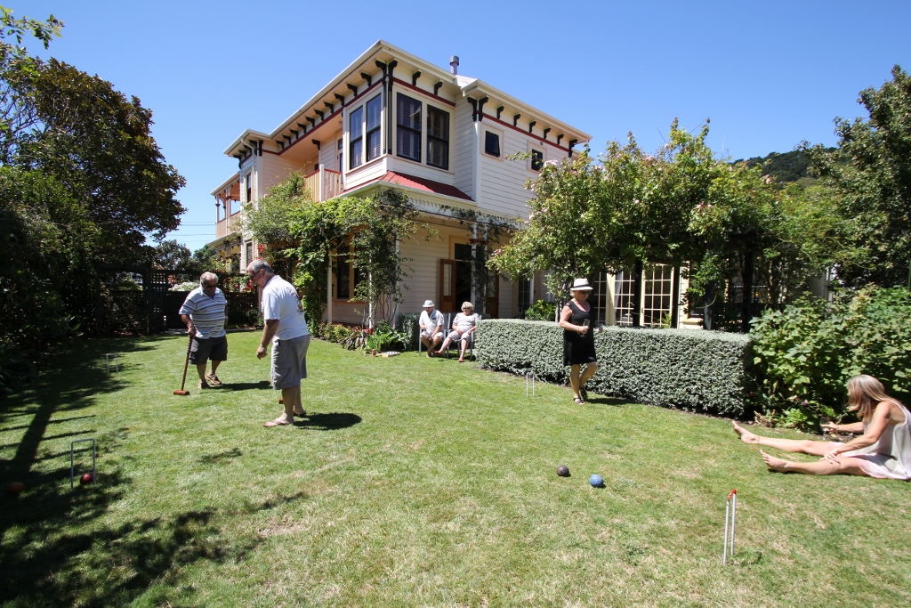 Croquet on the Lawns